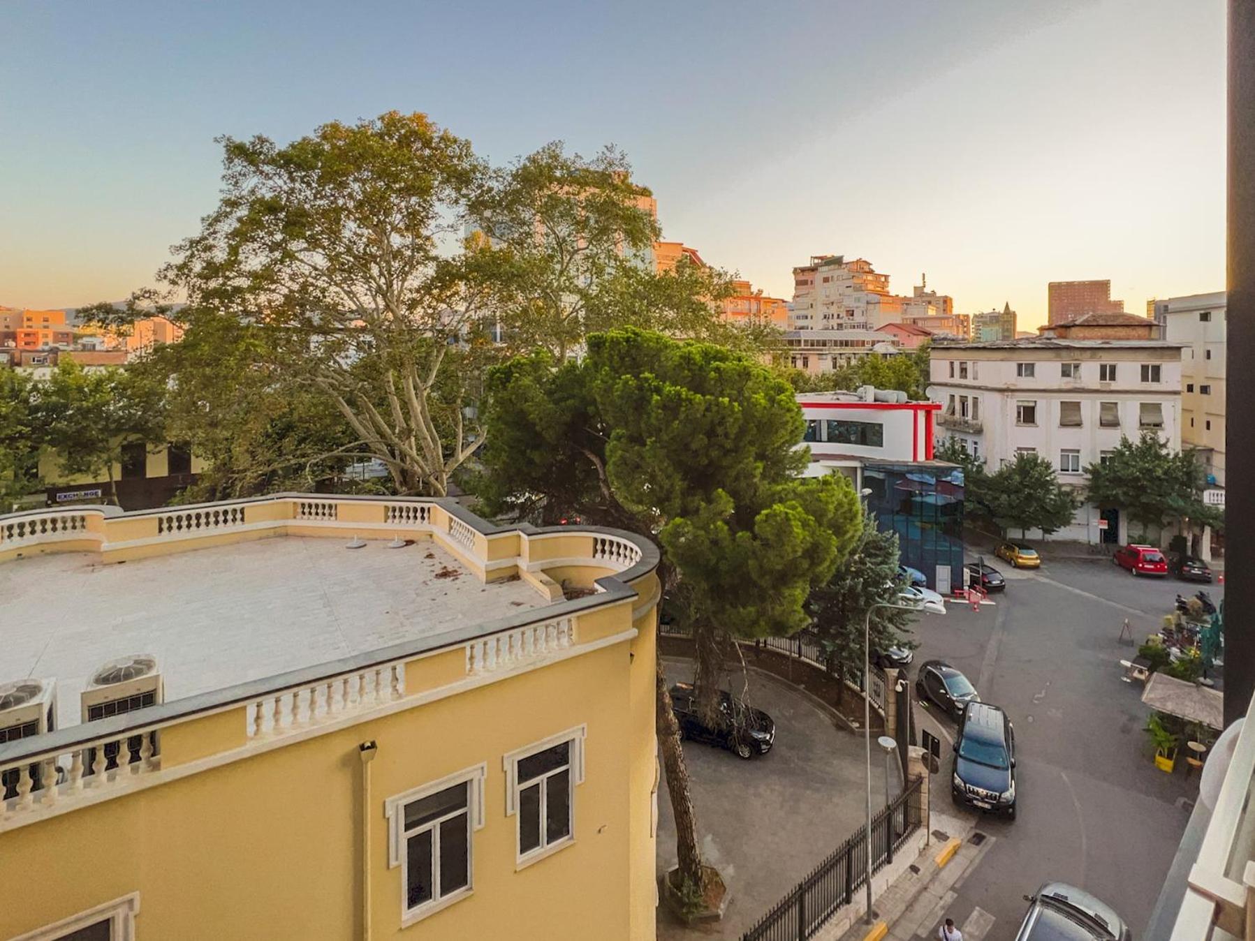 Downtown Grand Comfort Tirana Zewnętrze zdjęcie